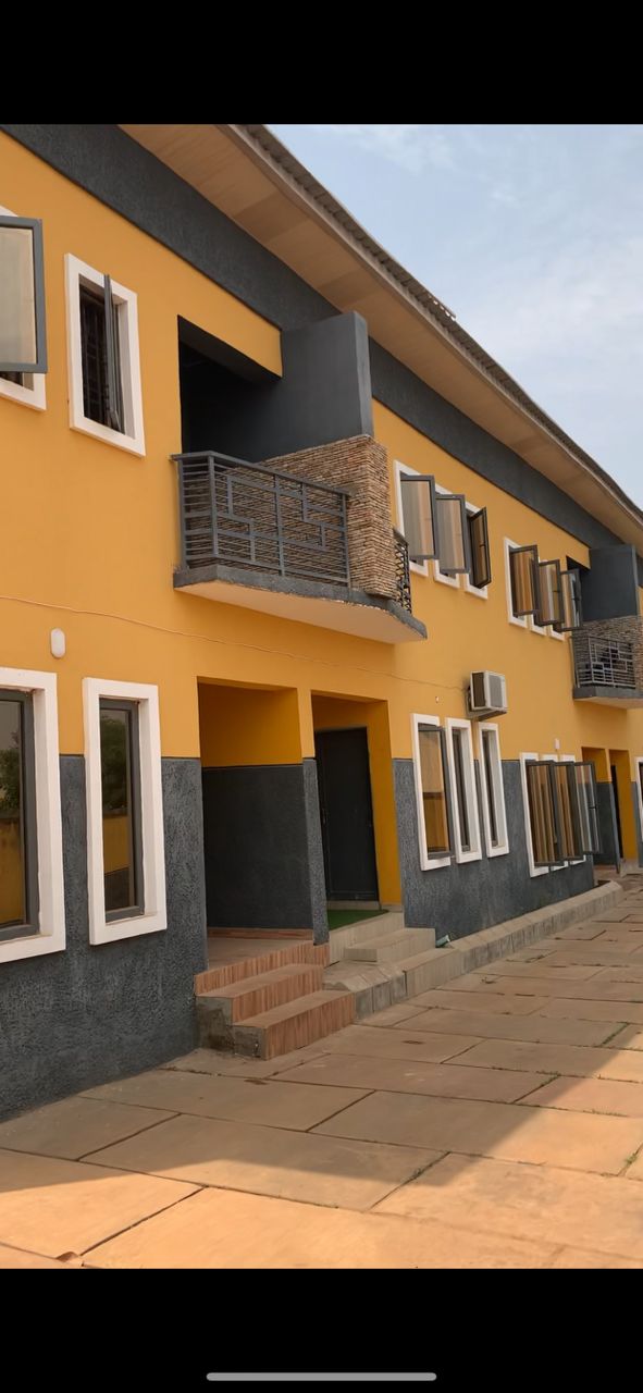  semi-detached duplex